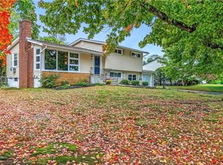 50 Fairfax Dr, Warwick, RI 02888