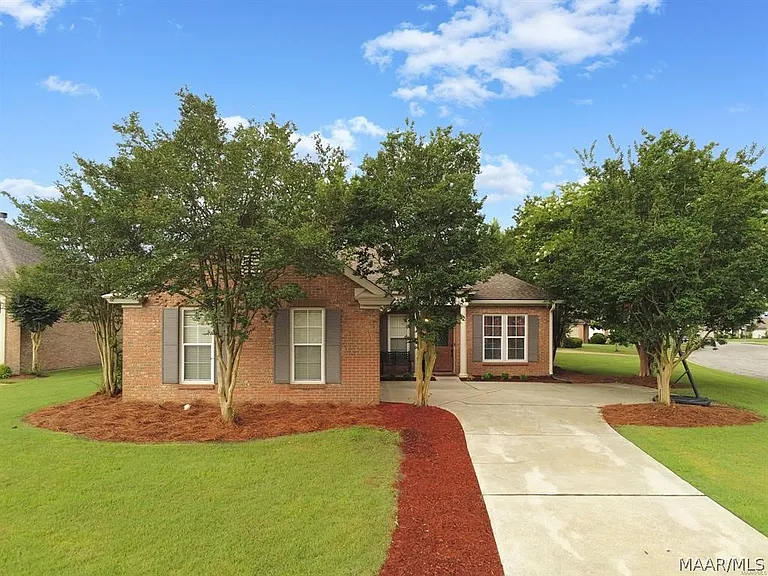 9691 Greythorne Way — Photo 1