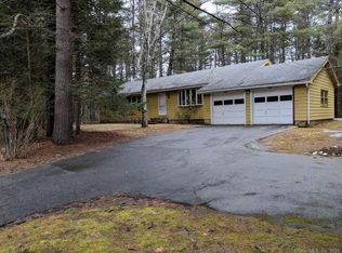 56 Farmstead Ln, West Simsbury, CT 06092