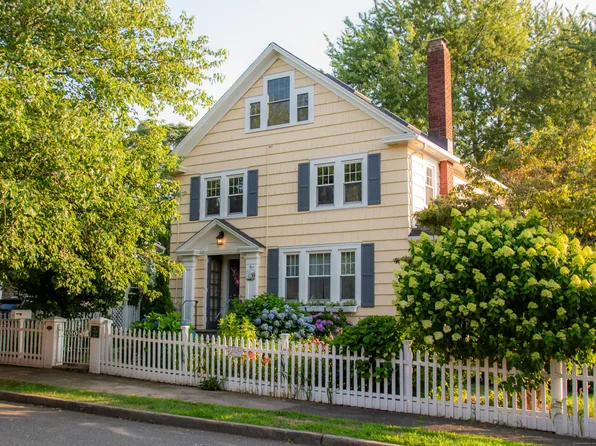 475 Davidson Street, Bridgeport, CT 06605