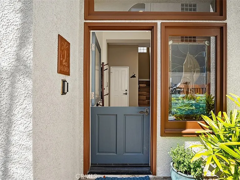 33722 Bridgehampton Dr — Photo 4