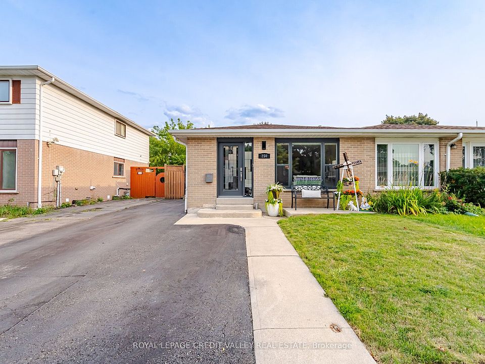 1st image of 250 Archdekin Dr