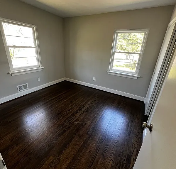 1105 Ironington Rd — Photo 11