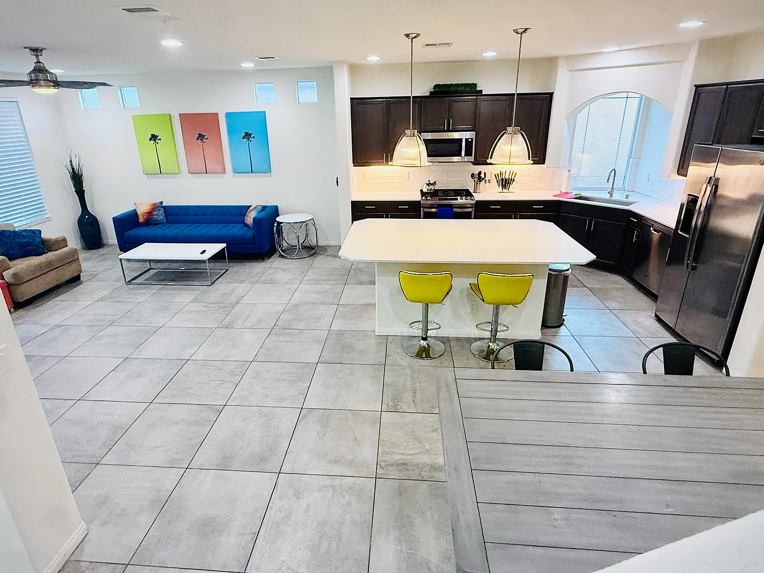 3 bed, 2100 sqft, $2,349 — Photo 3