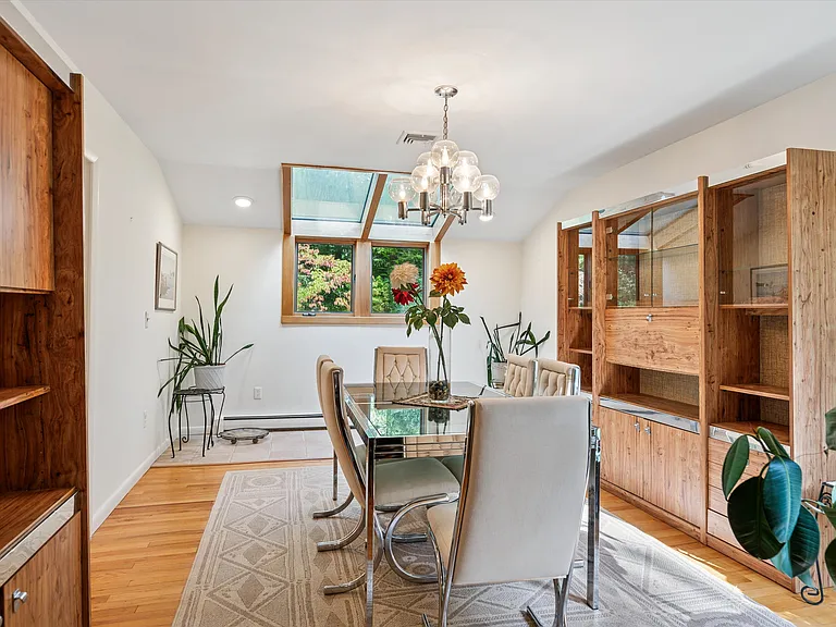 4 Ivy Pl — Photo 11