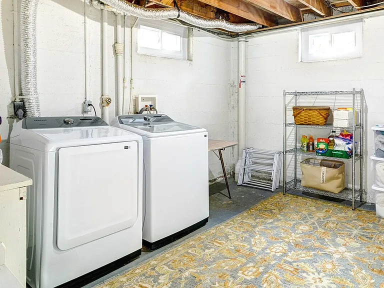 Laundry Room Cabinet