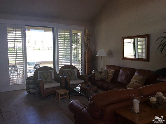5th image of 440 S Sierra Madre