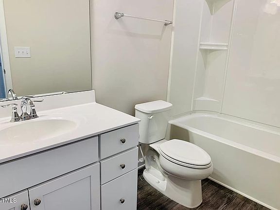 5th image of 1327 Channing Park Cir