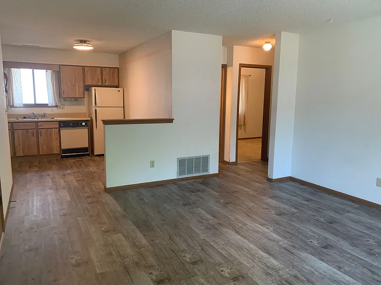 939 Boston Way — Photo 7