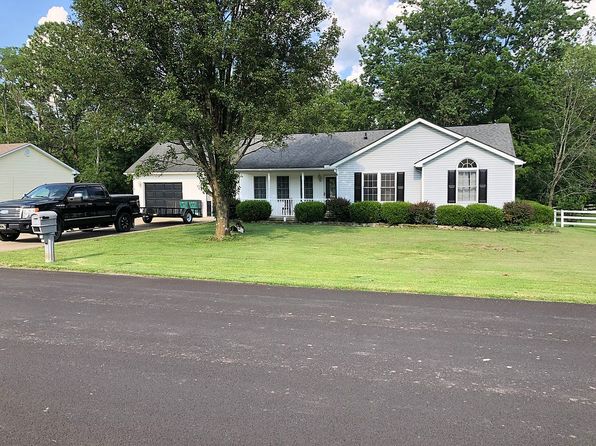 25 Douglas Ln