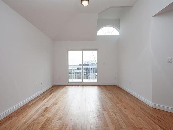 2nd image of 258 Zerega Ave Floor 1
