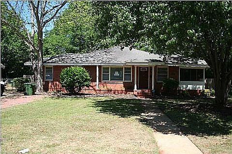 1st image of 3719 Pelzer Ave