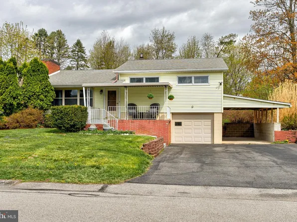 321 Kimport Ave, Boalsburg, PA 16827