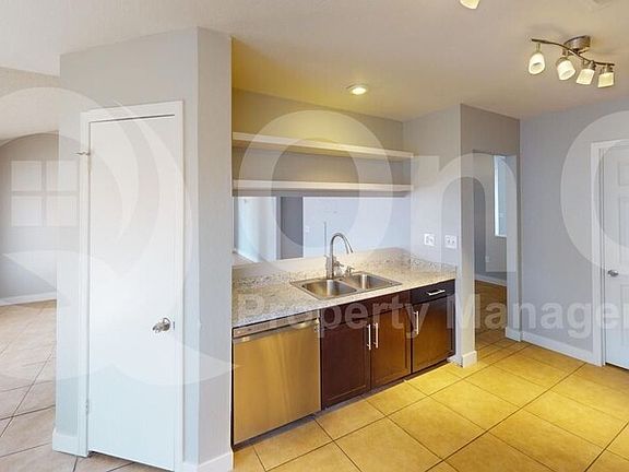 4th image of 7835 W Fleetwood Ln