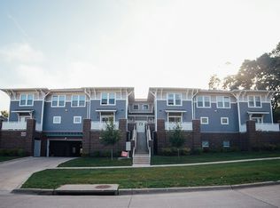 408 S Van Buren St APT 5, Iowa City, IA 52240