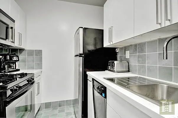 Sold by Halstead Real Estate | media 3