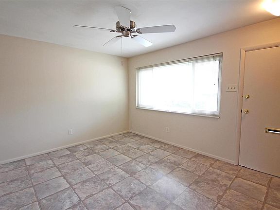 3rd image of 10883 Carroll Wood Way