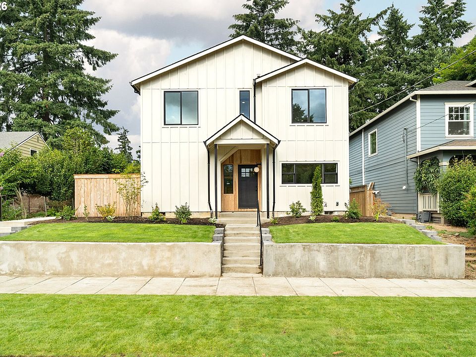 1st image of 6407 NE 32nd Pl
