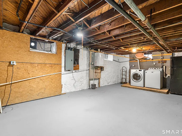 37 Byrneside Ave — Photo 33