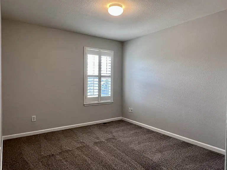 6965 S Fultondale Cir — Photo 32