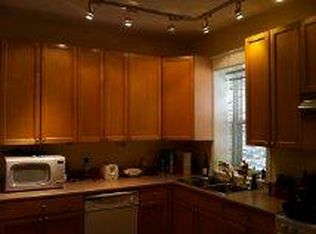 1406 W Byron St #1, Chicago, IL 60613