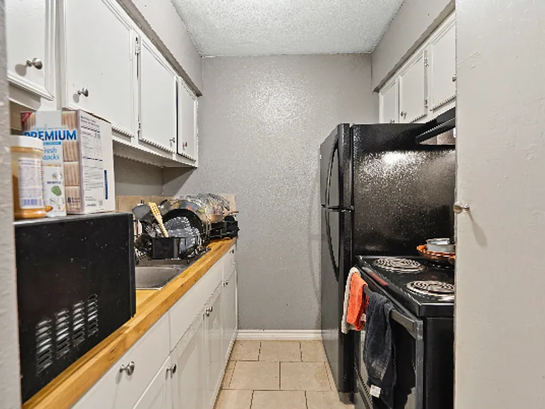 3122 Culebra Rd — Photo 16