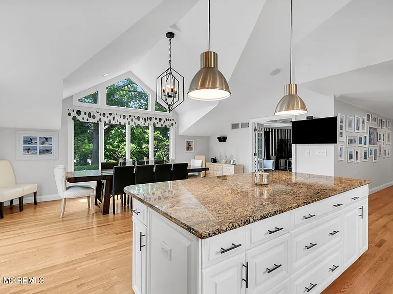 16 Bingham Hill Cir — Photo 11