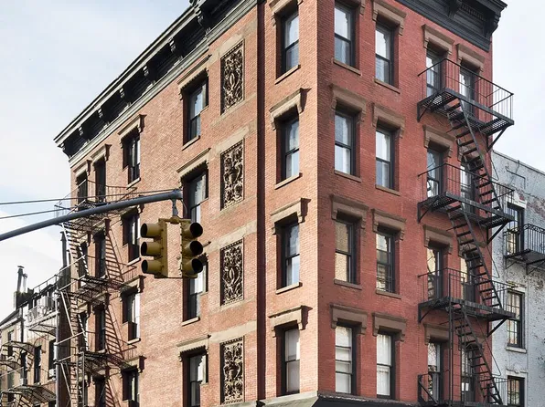 400 Bleecker Street