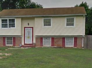 13758 Mapledale Ave, Woodbridge, VA 22193