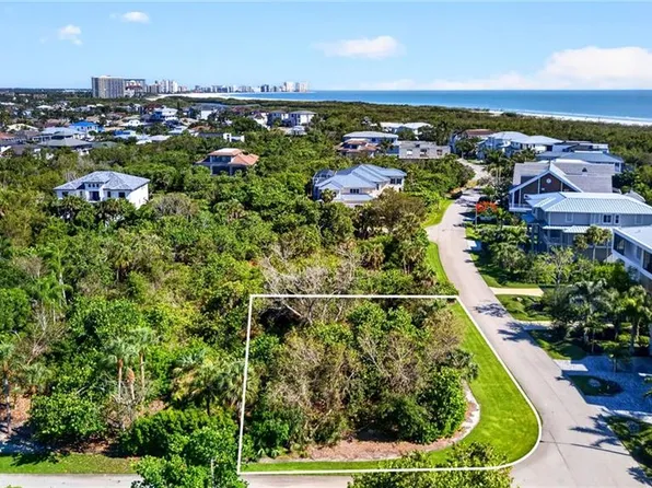 707 Waterside DR, MARCO ISLAND, FL 34145