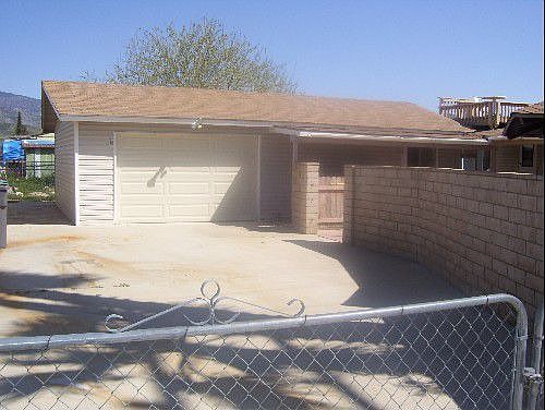 det, 2 car garage + huge bonus room