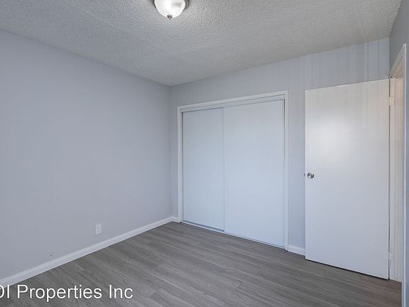 5th image of 3236 W 60th St #7
