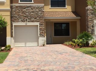 1719 Portofino Meadows Blvd, Orlando, FL 32824