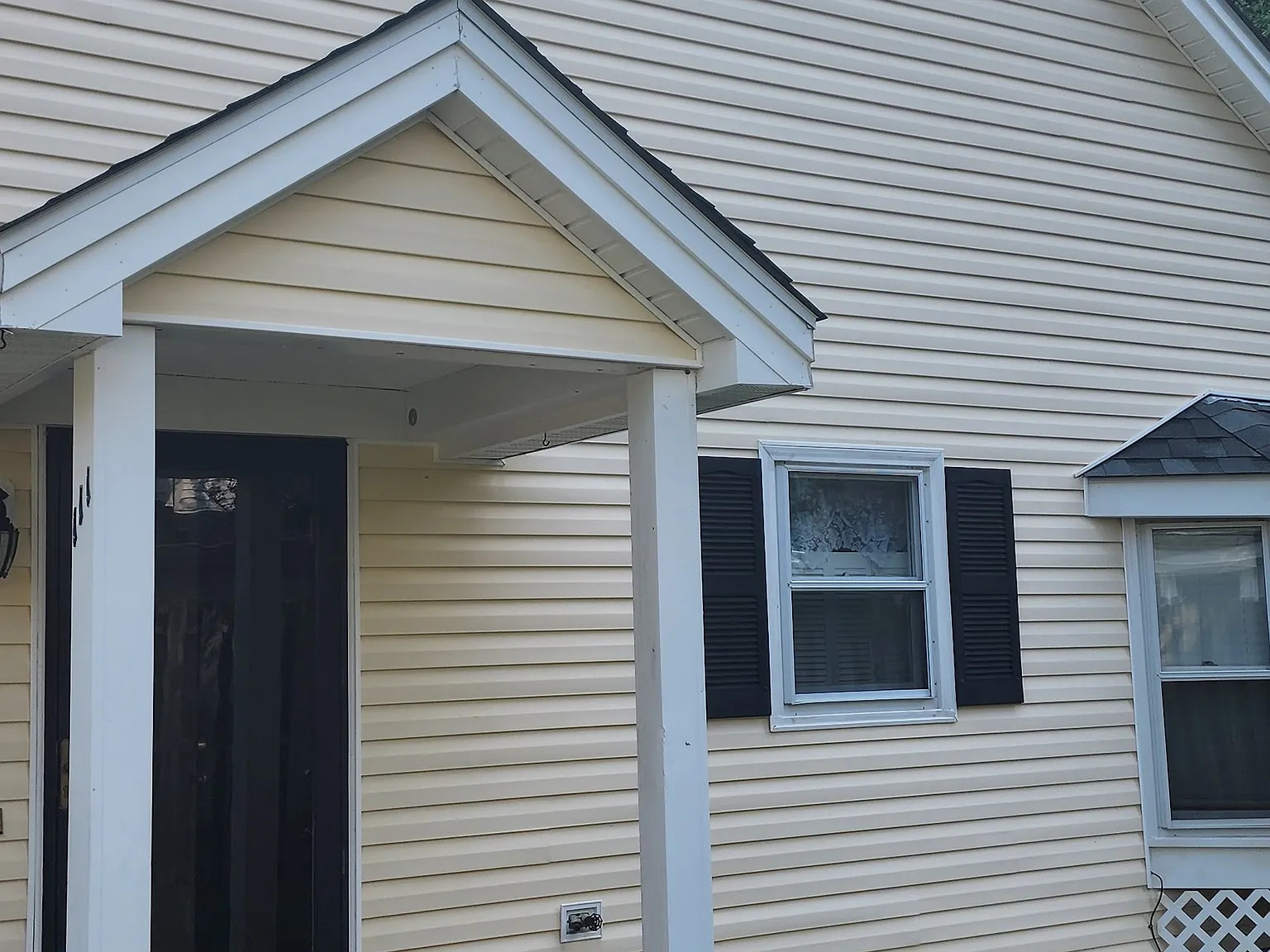 2 bed, 1.5 bath, 988 sqft, $2,700 — Photo 1