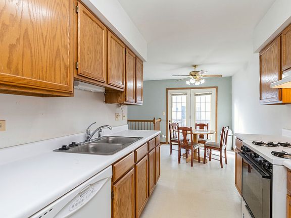 5th image of 236 Village Creek Dr #0