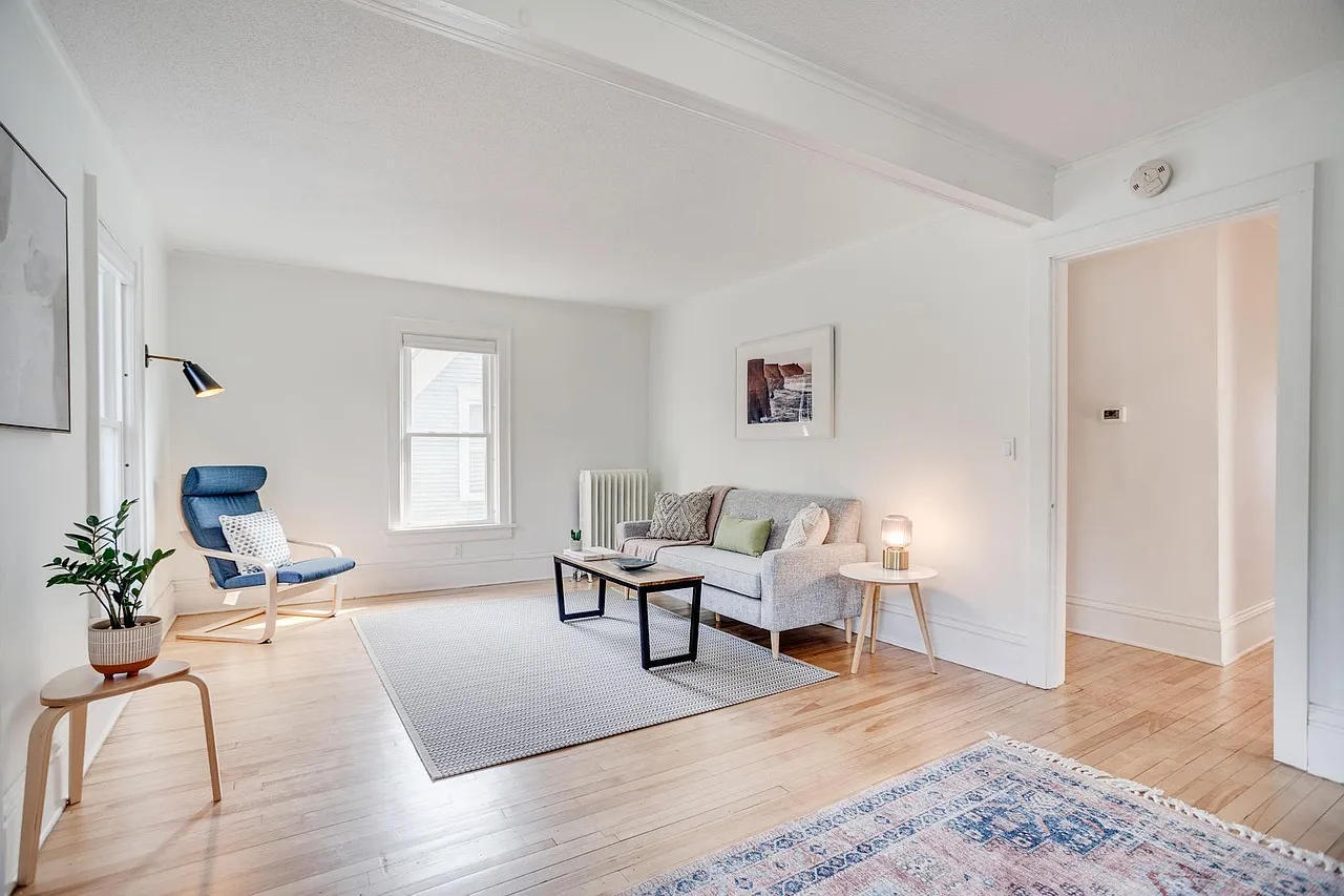 3808 Pillsbury Ave S — Photo 1