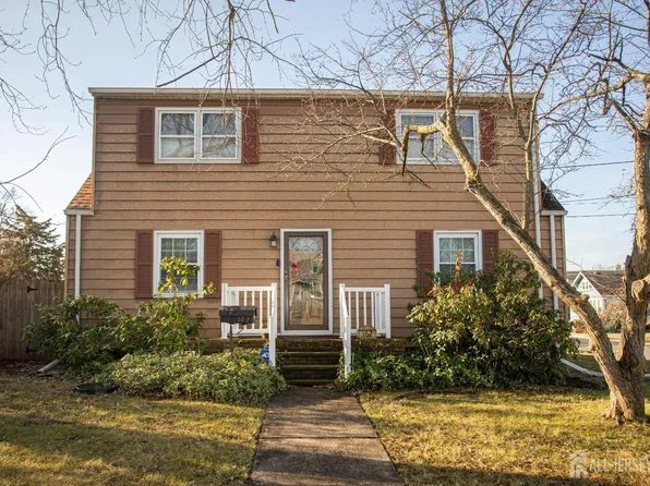 162 Hillcrest Ave, Edison, NJ 08817