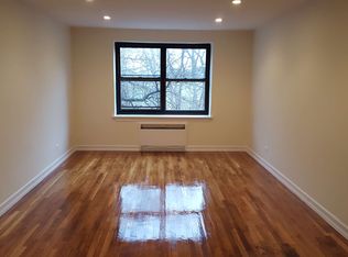 7311 210th St APT 3N, Oakland Gardens, NY 11364