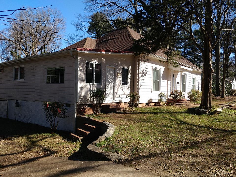 1st image of 271 Pierpont Ave