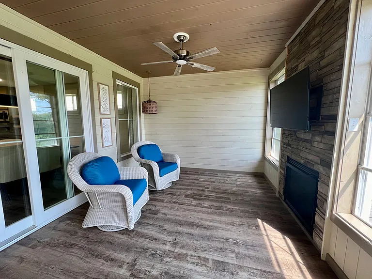 570X Little Walnut Ln — Photo 11