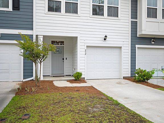 3rd image of 492 Trotters Ln