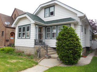 1938 S 73rd St, West Allis, WI 53219