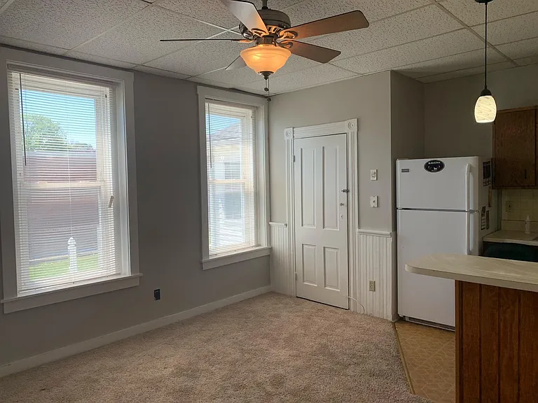 418 Font Hill Ave #B — Photo 4