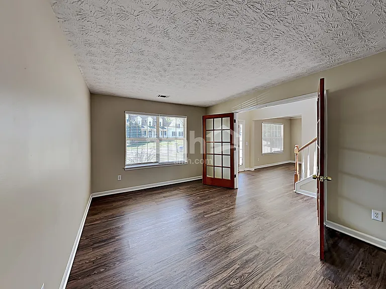 714 Baskins Cir — Photo 20