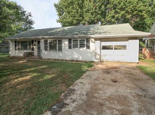 1651 S New Ave, Springfield, MO 65807