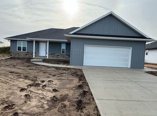 4637 Richard Ln, Green Bay, WI 54313