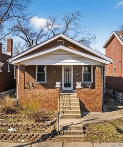 4711 Ray Ave, Saint Louis, MO, 63116