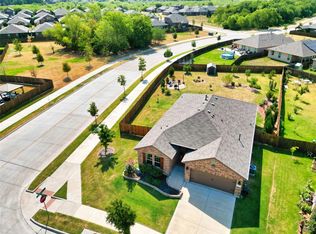 301 Sky Meadow Ln, Denton, TX 76210