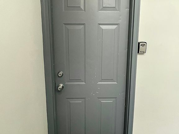 2nd image of 612 W Norris St #2-F