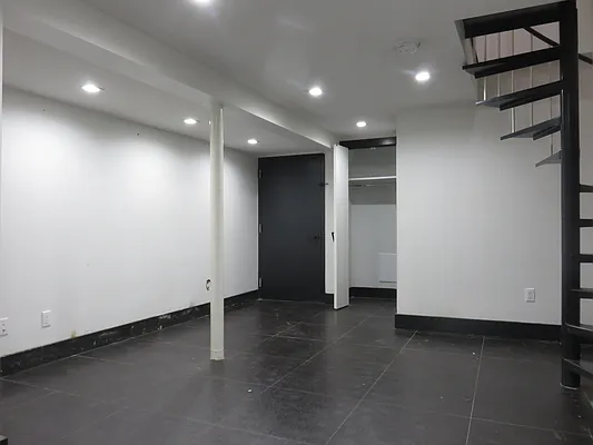 Rented by Rennit Inc. | media 23